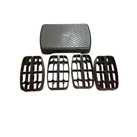 Series 8 Fitness Step Platform And Riser Bundle - Picture 2 of 4